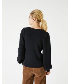 Swanattire.shop7a3a82d834 4