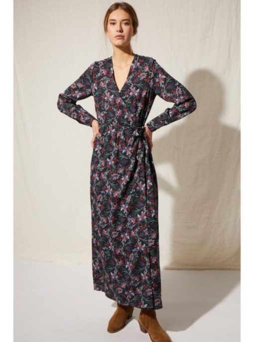Swanattire.shopd6d1828fe6 2